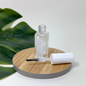 Une barrière protectrice pour vos ongles 💪💅🏼

La Base coat protège les ongles en évitant le transfert de la couleur sur l’ongle.

Toujours dans l’optique de respecter nos engagements, notre base coat est composée à 93 % d’ingrédient d’origine naturelle. Elle est également conçue pour les ongles sensibles et fragiles.

#natorigin #base #ongles #protege #ingrédientnaturel #onglessensibles #onglesfragiles