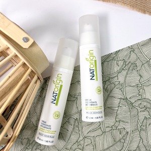 Comme base de maquillage ou pour favoriser la tenue du maquillage, la crème hydratante détoxifiante est celle qu’il vous faut !! 

Grâce à son action détoxifiante, elle combat les phénomènes oxydants générés par l’environnement responsables du vieillissement de la peau. 

Grâce à sa texture légère et douce elle laisse la peau souple et éclatante. 

#natorigin #creme #hydratante #detoxifiante #base #maquillage #legere